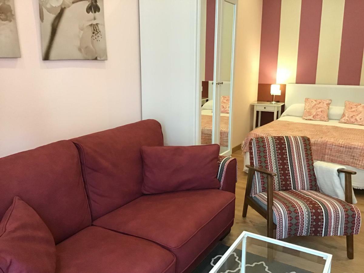 Апартаменты Apartamento Рибадеселья Экстерьер фото