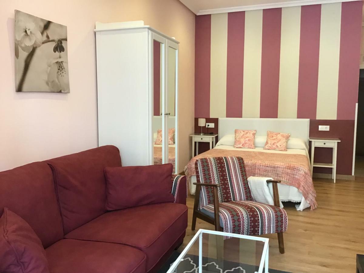 Апартаменты Apartamento Рибадеселья Экстерьер фото